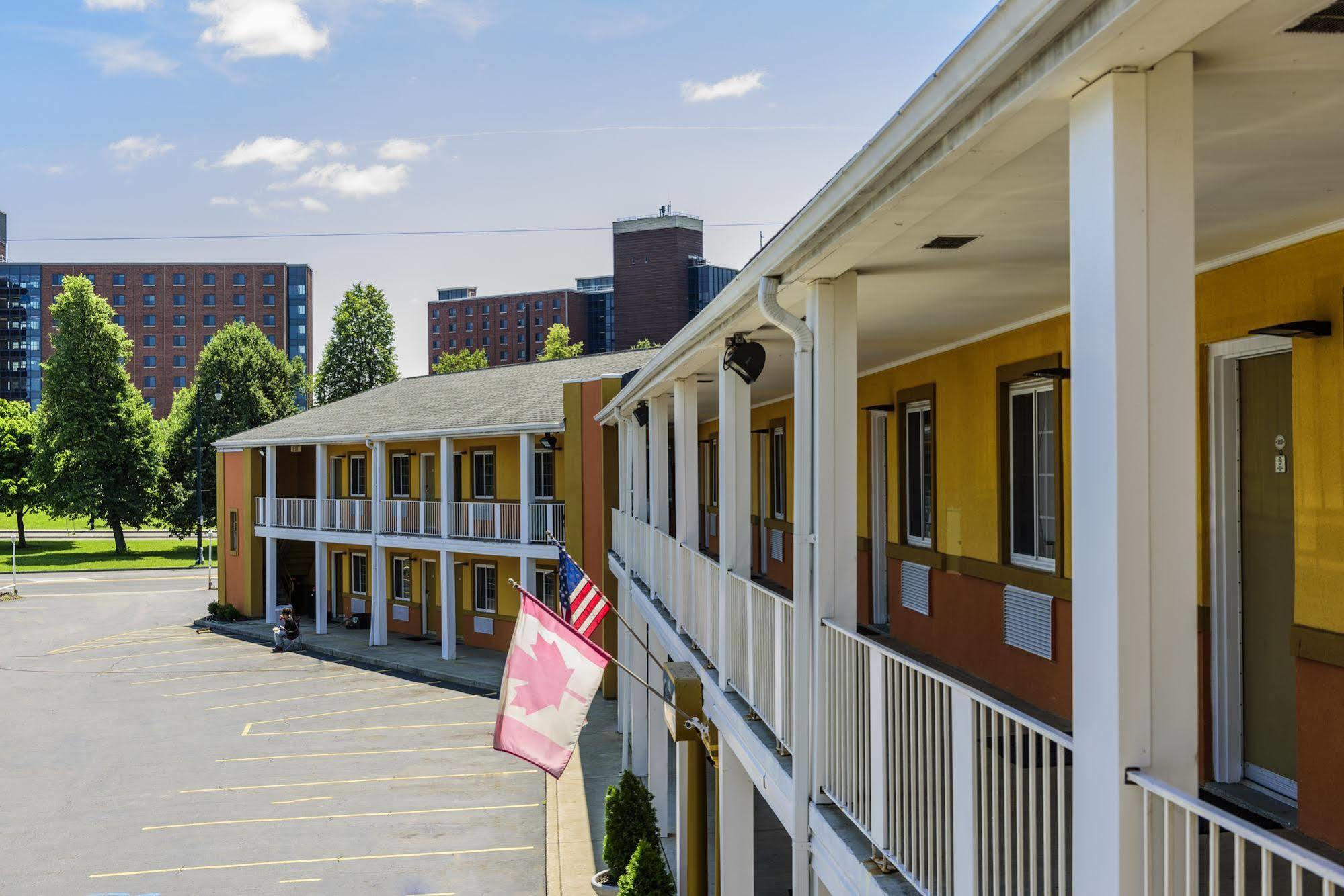 University Manor Inn Buffalo Exterior foto